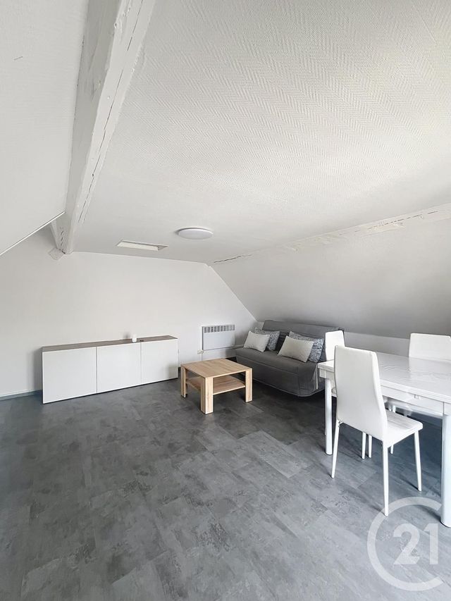 Appartement F1 &agrave; louer - 1 pi&egrave;ce - 36 m2 - Lacroix St Ouen - 60 - PICARDIE