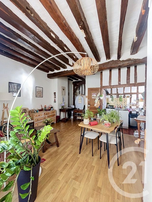 Appartement F1 &agrave; louer - 1 pi&egrave;ce - 29,59 m2 - Compiegne - 60 - PICARDIE