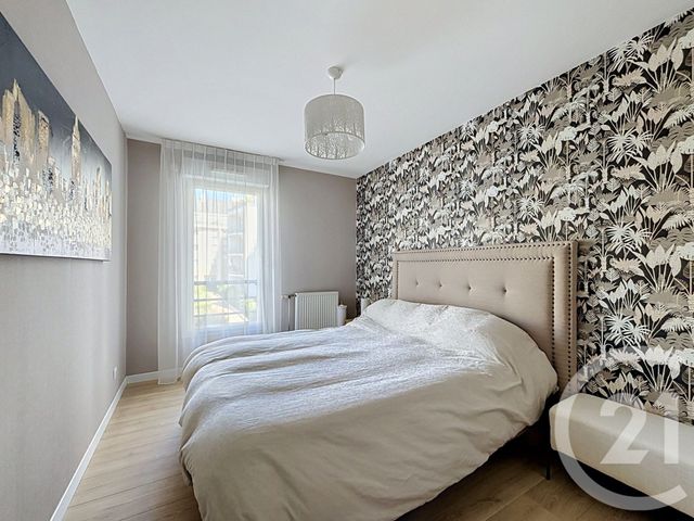 Appartement F3 &agrave; vendre - 3 pi&egrave;ces - 77,12 m2 - Compiegne - 60 - PICARDIE