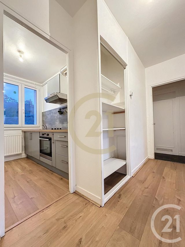Appartement F3 &agrave; louer - 3 pi&egrave;ces - 54,51 m2 - Lacroix St Ouen - 60 - PICARDIE