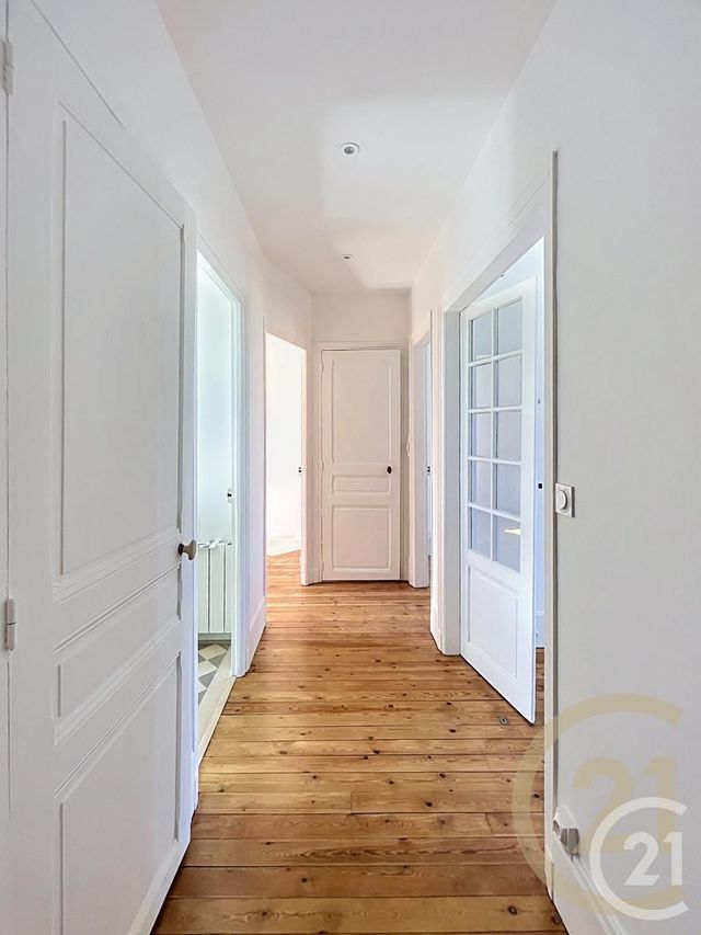 Appartement F3 &agrave; louer - 3 pi&egrave;ces - 49,90 m2 - Compiegne - 60 - PICARDIE