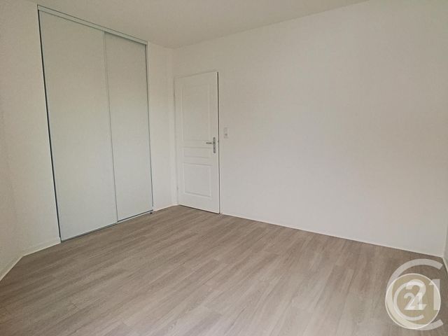 Appartement F2 &agrave; louer - 2 pi&egrave;ces - 53,16 m2 - Lacroix St Ouen - 60 - PICARDIE