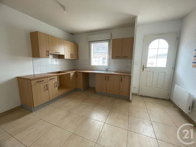 Maison &agrave; louer - 4 pi&egrave;ces - 90 m2 - Lacroix St Ouen - 60 - PICARDIE
