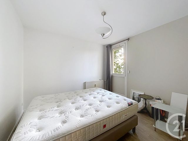 Appartement F4 &agrave; vendre - 4 pi&egrave;ces - 84,35 m2 - Compiegne - 60 - PICARDIE