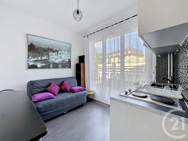 Appartement F1 &agrave; louer - 1 pi&egrave;ce - 11,57 m2 - Compiegne - 60 - PICARDIE