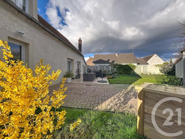 Maison &agrave; louer - 5 pi&egrave;ces - 118 m2 - Lacroix St Ouen - 60 - PICARDIE