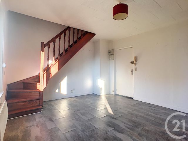 Appartement &agrave; louer - 2 pi&egrave;ces - 40,86 m2 - Verberie - 60 - PICARDIE