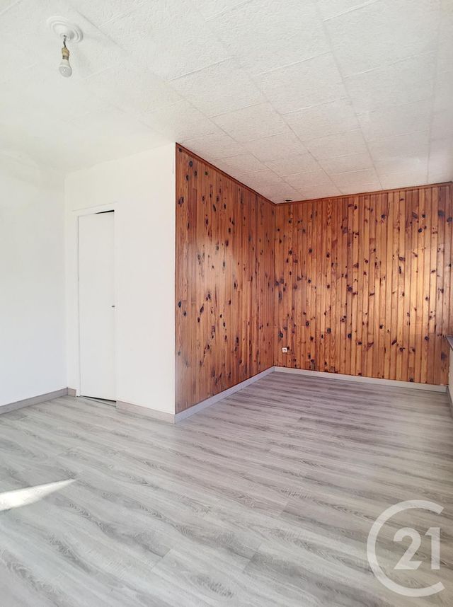 Appartement &agrave; louer - 2 pi&egrave;ces - 40,86 m2 - Verberie - 60 - PICARDIE