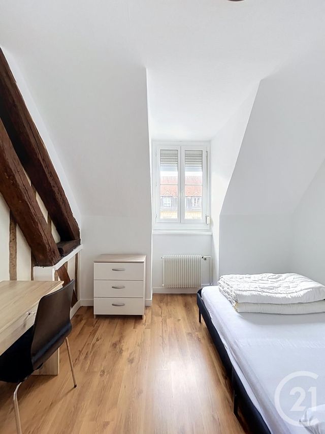 Appartement F3 &agrave; louer - 3 pi&egrave;ces - 60,98 m2 - Compiegne - 60 - PICARDIE