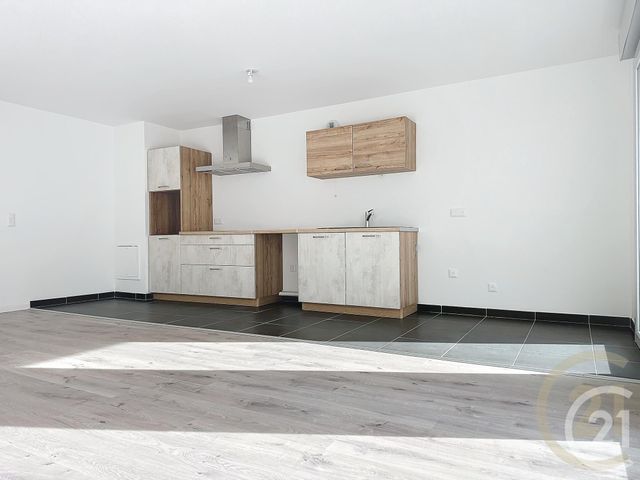 Appartement F3 &agrave; louer - 3 pi&egrave;ces - 69,20 m2 - Margny Les Compiegne - 60 - PICARDIE
