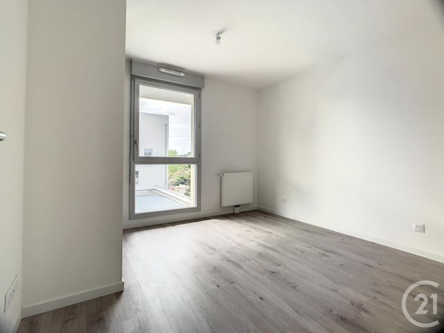 Appartement F3 &agrave; louer - 3 pi&egrave;ces - 69,20 m2 - Margny Les Compiegne - 60 - PICARDIE