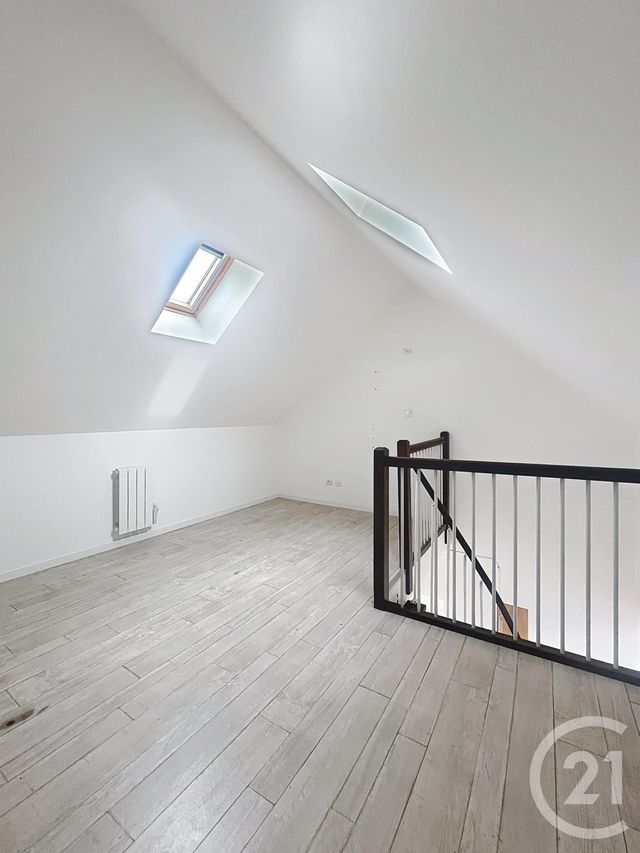 Appartement F3 &agrave; louer - 3 pi&egrave;ces - 56,32 m2 - Lacroix St Ouen - 60 - PICARDIE