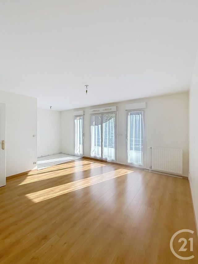 Appartement F1 &agrave; louer - 1 pi&egrave;ce - 29,70 m2 - Compiegne - 60 - PICARDIE