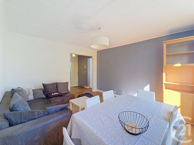 Appartement F3 &agrave; louer - 4 pi&egrave;ces - 65,65 m2 - Compiegne - 60 - PICARDIE
