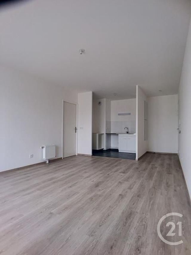 Appartement F3 &agrave; louer - 3 pi&egrave;ces - 60,05 m2 - Margny Les Compiegne - 60 - PICARDIE