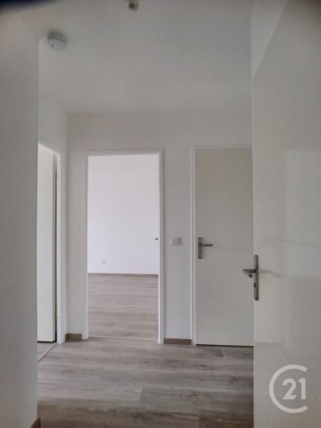 Appartement F3 &agrave; louer - 3 pi&egrave;ces - 60,05 m2 - Margny Les Compiegne - 60 - PICARDIE