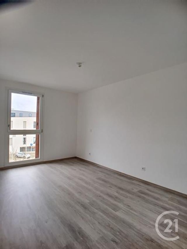 Appartement F3 &agrave; louer - 3 pi&egrave;ces - 60,05 m2 - Margny Les Compiegne - 60 - PICARDIE