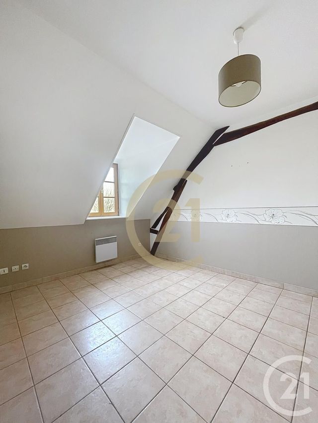 Appartement F3 &agrave; louer - 3 pi&egrave;ces - 41,44 m2 - Pierrefonds - 60 - PICARDIE