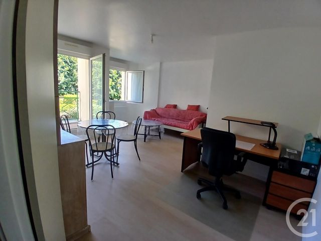 Appartement F2 &agrave; louer - 2 pi&egrave;ces - 49,11 m2 - Compiegne - 60 - PICARDIE