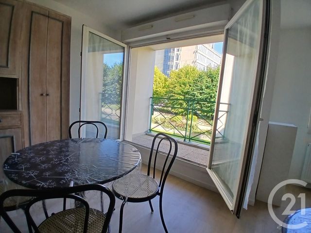 Appartement F2 &agrave; louer - 2 pi&egrave;ces - 49,11 m2 - Compiegne - 60 - PICARDIE