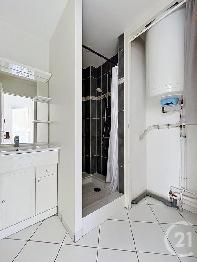 Appartement F2 &agrave; vendre - 2 pi&egrave;ces - 47,33 m2 - Compiegne - 60 - PICARDIE