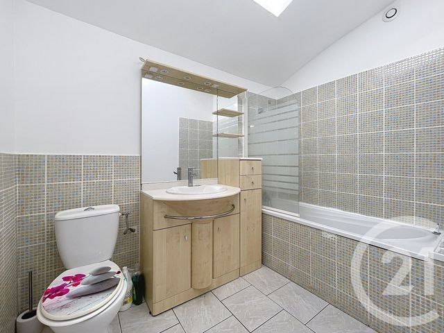 Appartement F4 à louer - 4 pièces - 62,32 m2 - Thourotte - 60 - PICARDIE