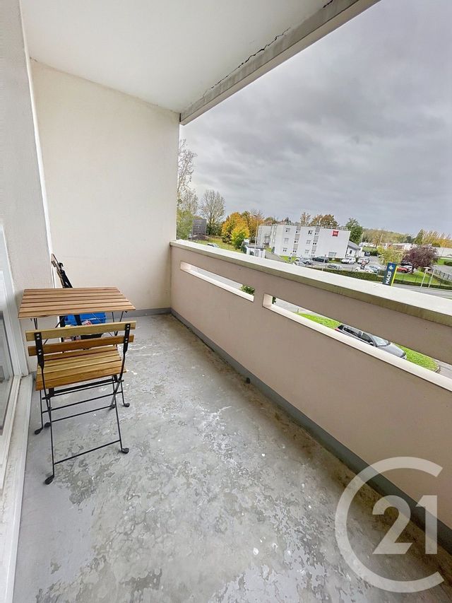 Afficher la photo en grand Appartement Studio à louer - 1 pièce - 32,86 m2 - Compiegne - 60 - PICARDIE