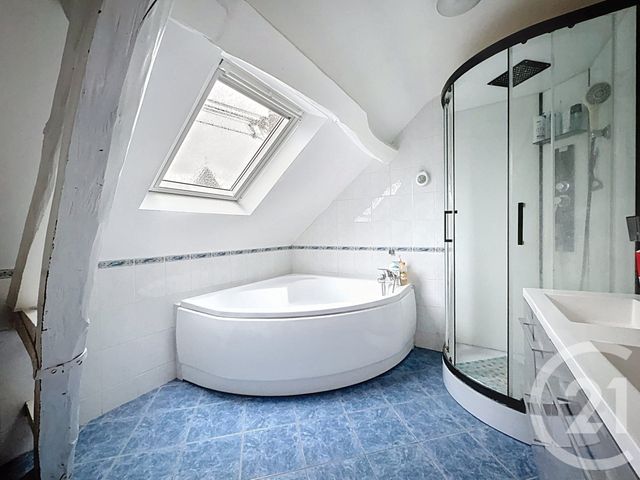 Maison à vendre - 7 pièces - 185 m2 - Coudun - 60 - PICARDIE