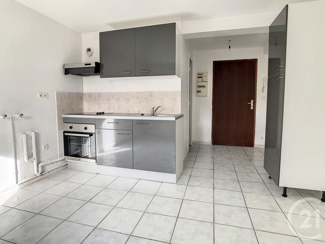 Appartement F2 à louer - 2 pièces - 38,20 m2 - Monchy Humieres - 60 - PICARDIE