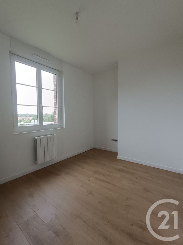 Maison &agrave; louer - 3 pi&egrave;ces - 55,17 m2 - Marqueglise - 60 - PICARDIE