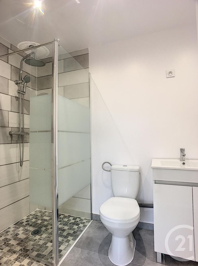 Appartement F2 &agrave; louer - 2 pi&egrave;ces - 23,73 m2 - Margny Les Compiegne - 60 - PICARDIE