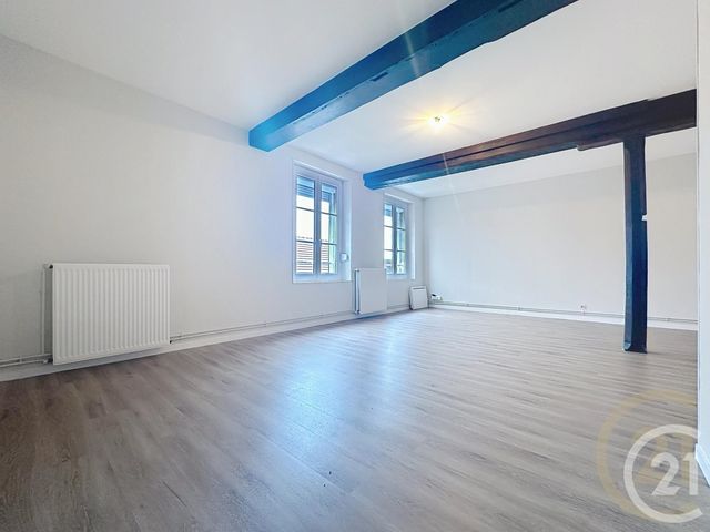 Appartement F4 &agrave; louer - 6 pi&egrave;ces - 95,29 m2 - Longueil Ste Marie - 60 - PICARDIE