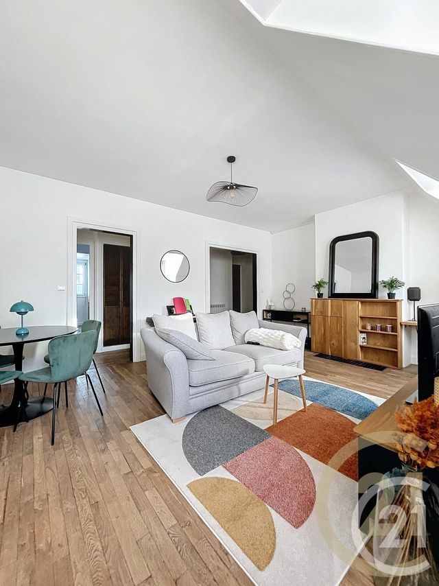 Appartement F3 &agrave; louer - 3 pi&egrave;ces - 72,86 m2 - Compiegne - 60 - PICARDIE