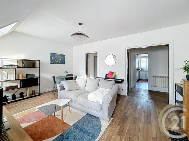 Appartement F3 &agrave; louer - 3 pi&egrave;ces - 72,86 m2 - Compiegne - 60 - PICARDIE