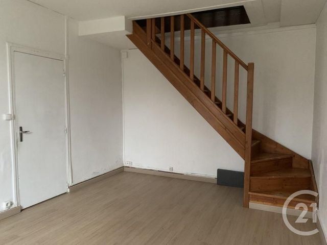 Appartement T3 &agrave; louer - 3 pi&egrave;ces - 71,13 m2 - Jaux - 60 - PICARDIE