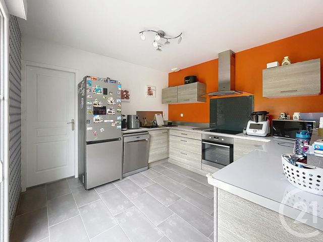Maison &agrave; louer - 5 pi&egrave;ces - 115 m2 - Janville - 60 - PICARDIE