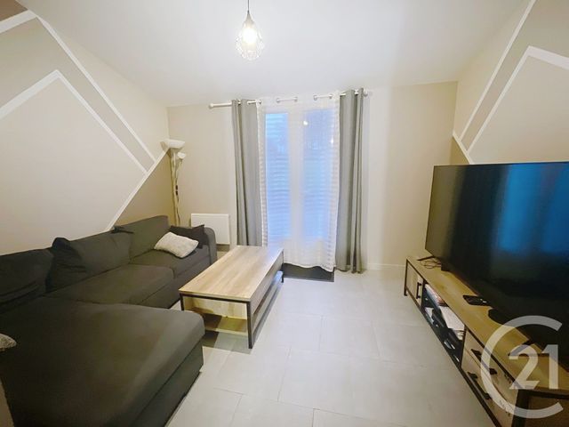 Maison &agrave; louer - 4 pi&egrave;ces - 57 m2 - Lassigny - 60 - PICARDIE