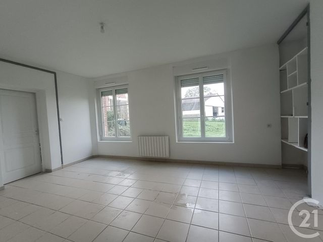 Maison &agrave; louer - 3 pi&egrave;ces - 77,25 m2 - Marqueglise - 60 - PICARDIE