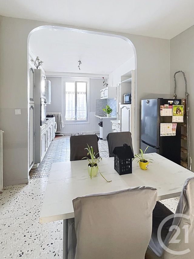 Maison &agrave; louer - 6 pi&egrave;ces - 99,45 m2 - Longueil Annel - 60 - PICARDIE