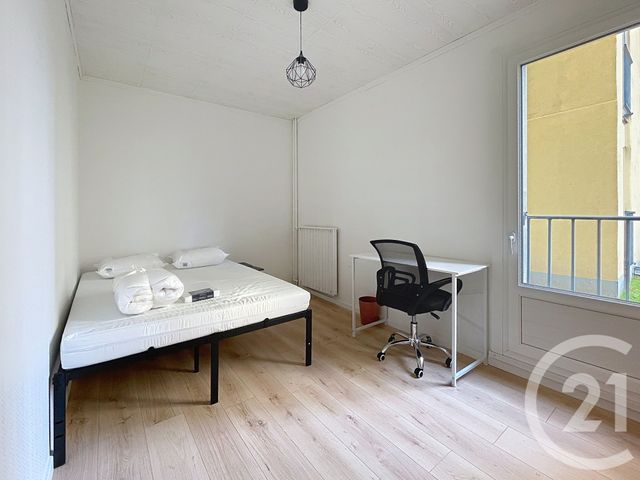 Appartement Chambre &agrave; louer - 4 pi&egrave;ces - 77,13 m2 - Compiegne - 60 - PICARDIE